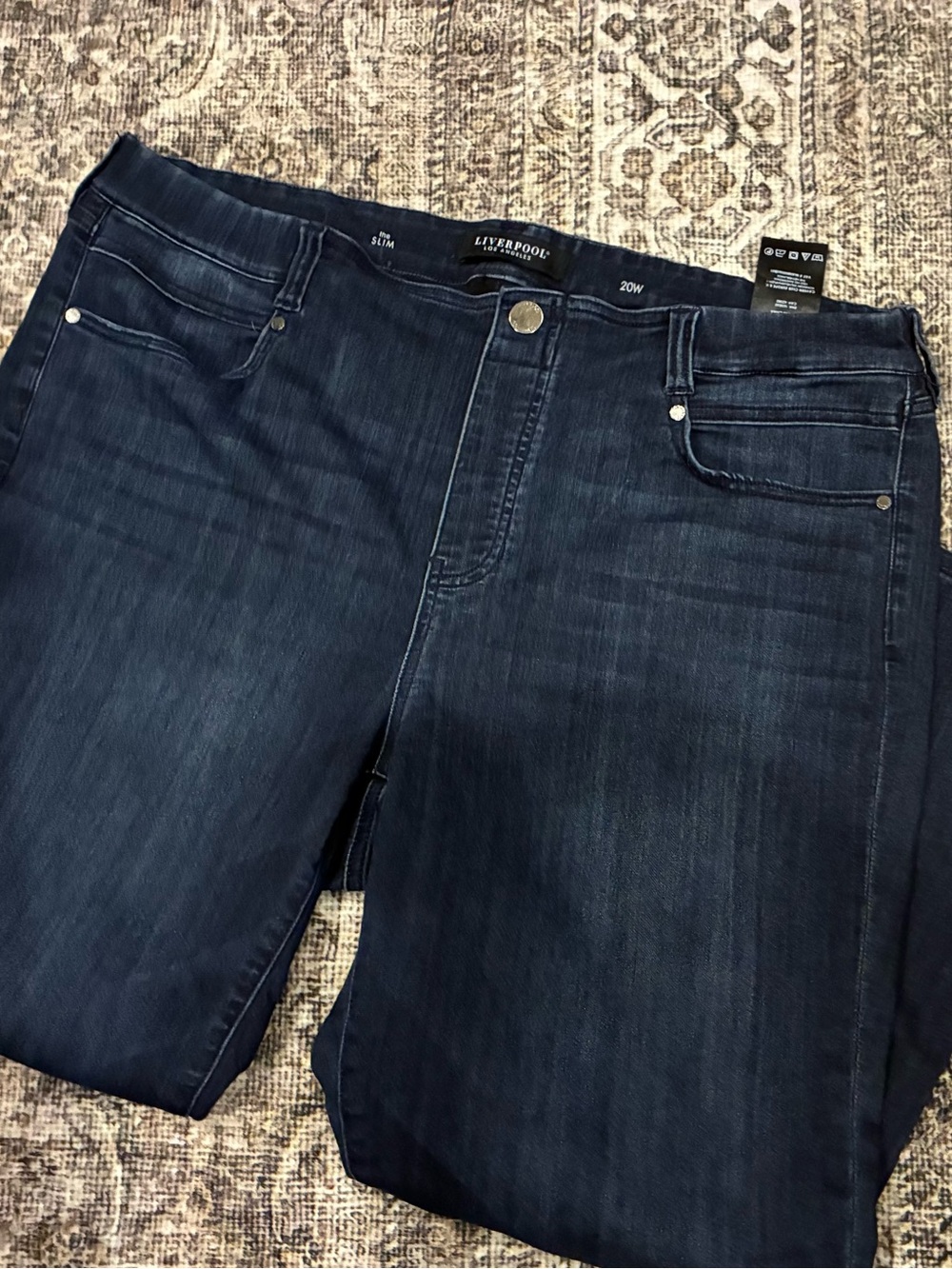 Liverpool Los Angeles Dark Wash Full-Length Jeans Sz: 20W